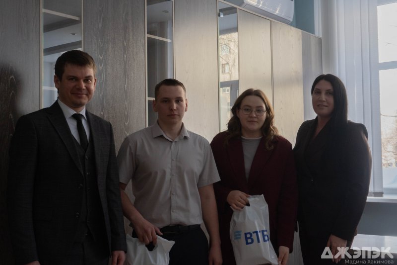 Банк ВТБ поддерживает талантливых студентов Алтайского края.